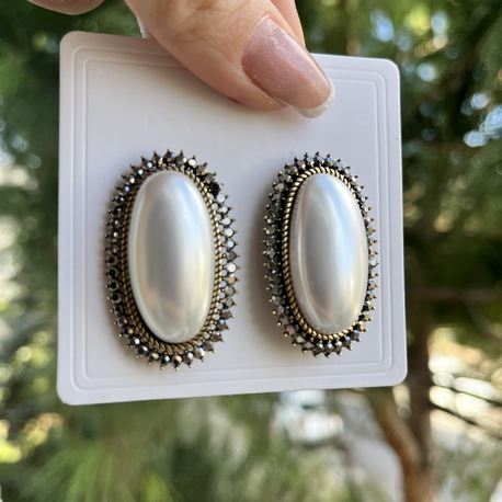 Oval inci küpe