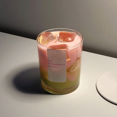 Ice strawberry matcha mum