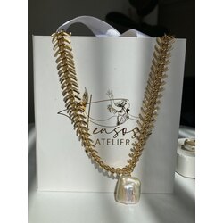 Exclusive Chain x Rectangle Pearl Necklace