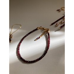 Lal Garnet Cherry Bracelet