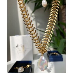 Suave No:3 Chocker