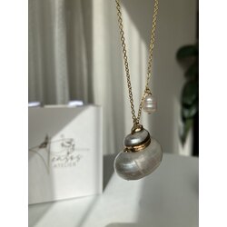 Seashell Pearl Necklace
