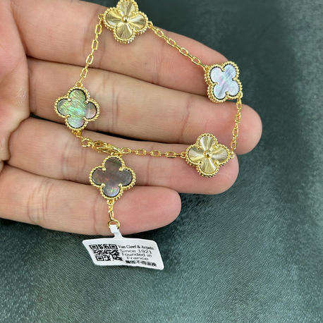 Van cleef bileklik 