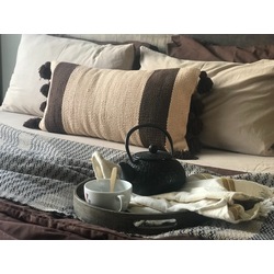 Bej-acı kahve dokuma kırlent kılıfı