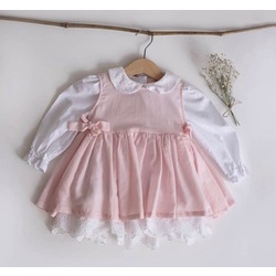 Pembe dantel detaylı elbise