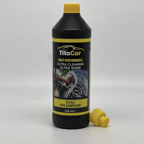 TitoCar Cilalı Oto Şampuan 750 ml
