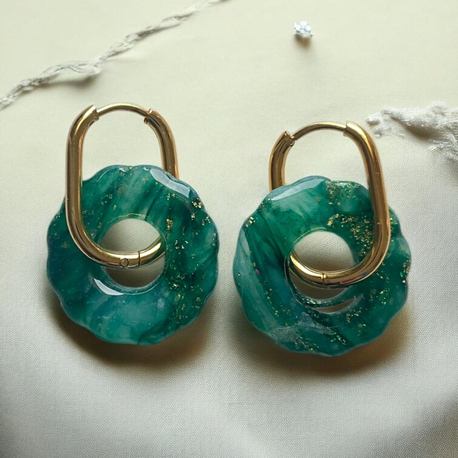 Yeşil transparan yuvarlak charm