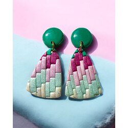 Bargello pembe yeşil sallantılı küpe