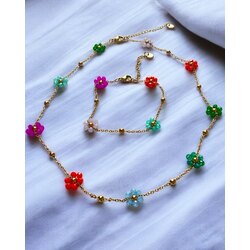 Çelik Çiçekli kolye bileklik set