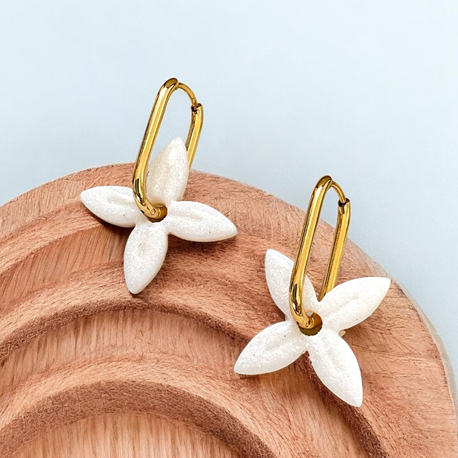 Beyaz glitter Çiçek charm
