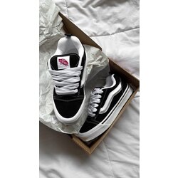 Vans Knu Skool