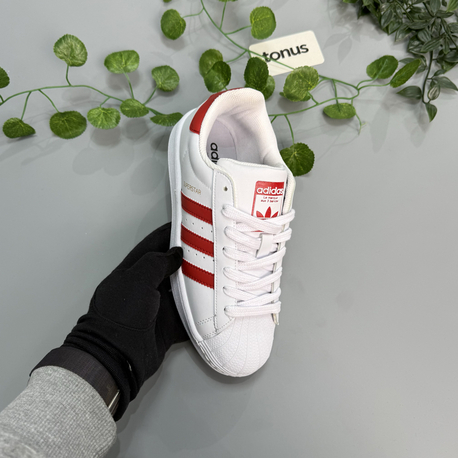 Adidas superstar beyaz kırmızı 