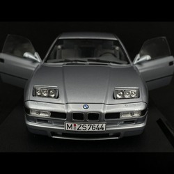 BMW 850 CSI E31 1992 1:18