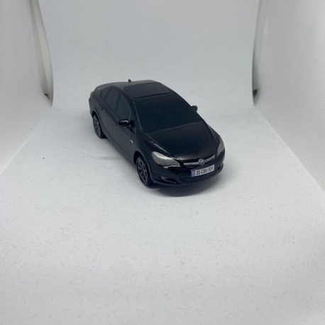 OPEL ASTRA J SEDAN MAKET ARABA MODELİ