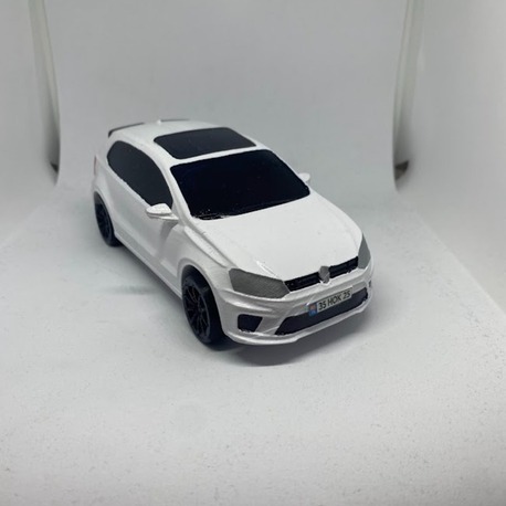 VOLKSWAGEN POLO 2015