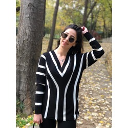 V-YAKA Çizgili Triko