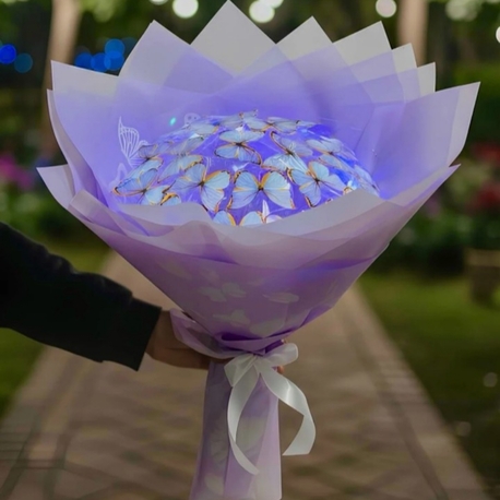 led ışıklı mor kelebekli buket sevgiliye özel hediye 