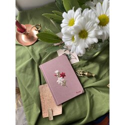Zambak Nakışlı Defter
