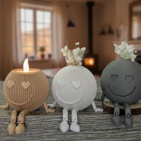 Kalp Gözlü Gülümseyen Mini Mumluk Figürü ️✨