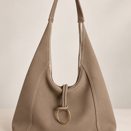 Salaş Model Charm Detaylı Omuz Çantası