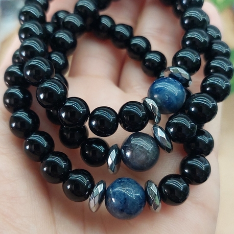 10 mm Küre Kesim Safir Taşlı Oniks(8 mm) ve Hematitli Bileklikler