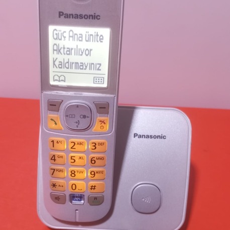 Panasonic KX-TG6811 Telsiz Telefon (Üst model - Yeni gibi - Yeni ayarında pillerle)