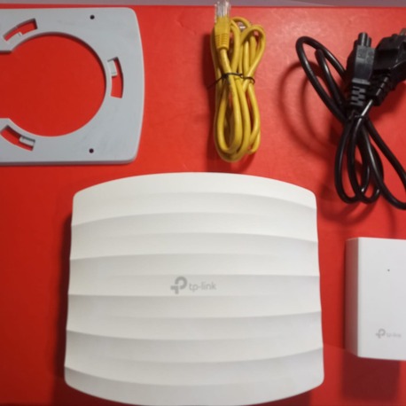 Tp-Link EAP110 300 Mbps A.P. İnternet çoğaltıcı (POE adaptörlü , Başarılı ürün)