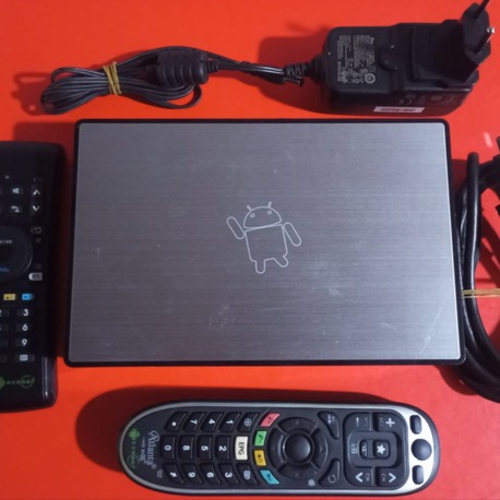 Atlanta HD Box Uydu Alıcı IP TV (Uydu alıcı olarak satılıktır , 2 kumanda )