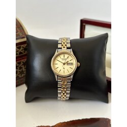 Citizen Takvimli Quartz Saat
