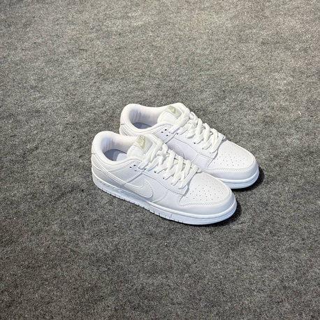 NİKE DUNK LOW BEYAZ