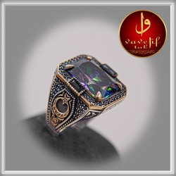 Mirtik Topaz Yan ve Etrafı Kısımların da Zirkon Taşı Süslenmiş İşlemeli 925 Ayar Gümüş