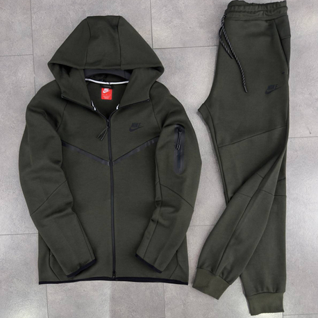 NİKE TECH FLEECE premium haki