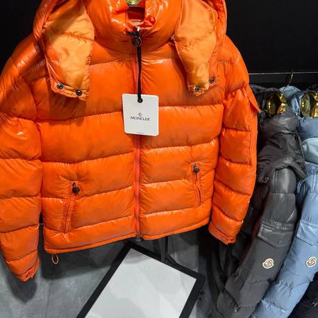 Moncler maya kapüşonlu mont turuncu