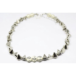 STUDDER CROSS-BREED CHOKER