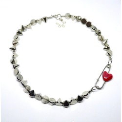 STUDDER HEART NECKLACE