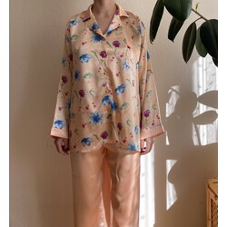 Pembe Çiçekli İpek Saten Pijama Takımı