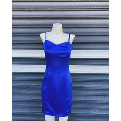 Vintage Saten Saks Mavi El Dikimi Elbise