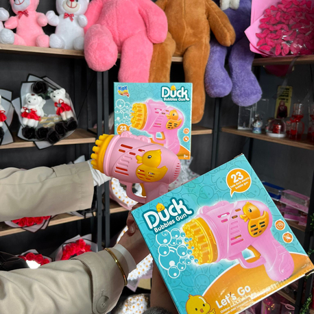 Pembe baloncuk tabancası 