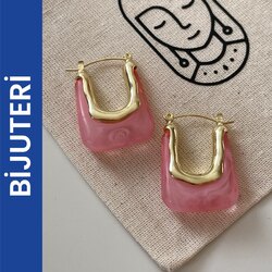 Pembe Küpe