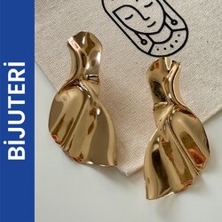 Yaprak Plaka Küpe Gold