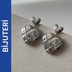 Taşlı Kalp Küpe Silver