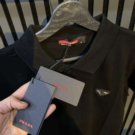 PRADA-POLO YAKA