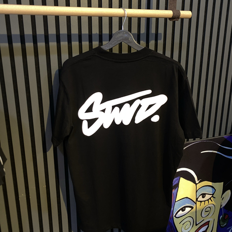 STWD-ARKA BASKILI TİŞÖRT-SİYAH