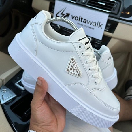 Prada Beyaz
