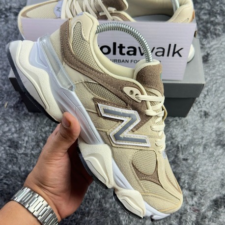 New Balance 9060 Bej