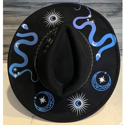 Snake hat blue