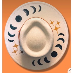 Moon hat