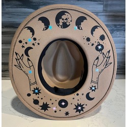 Magic hat
