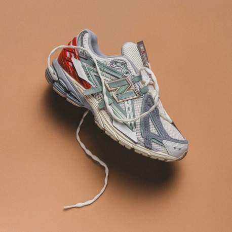 New Balance 1906A Deconstructed Sea Salt