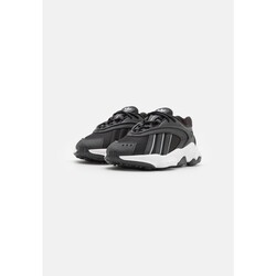 Adidas Oztral Black White